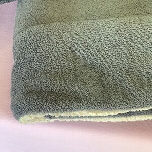 FINAL SALE PRICE Thick, Cozy Fleece Sherpa Throw